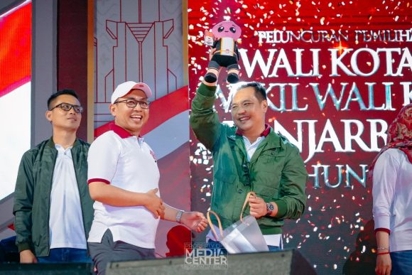 Banjarbaru Siap Memilih: Peluncuran Pemilihan Wali Kota dan Wakil Wali Kota 2024 di Lapangan dr. Murdjani