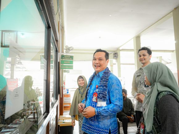 Giliran Puskesmas Guntung Payung, Banjarbaru Selatan, dan Sungai Besar terima Ambulans baru