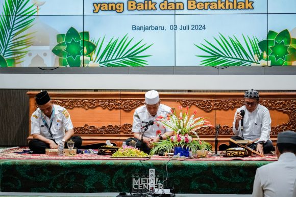 Mulai dari Sedekah, Tingkatkan Karakteristik Jiwa ASN Banjarbaru yang Berakhlak