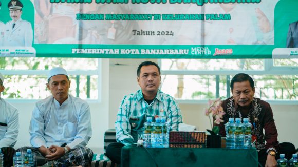 Wali Kota dan Wakil Wali Kota Banjarbaru Lakukan Dialog Terbuka di Kelurahan Palam