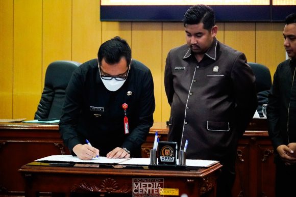 Raperda APBD 2023 Resmi Disahkan