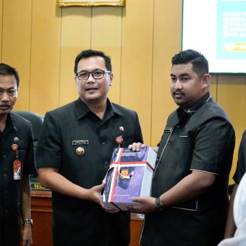 WhatsApp Image 2024-07-15 at 20.38.32_2635413a Paripurna DPRD Banjarbaru: Menuju Anggaran 2025