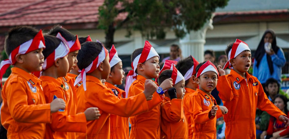 Parade Senja Menjadi Wadah Pertunjukan Bakat Siswa Banjarbaru
