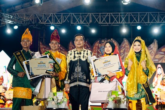 Rio dan Dinda Terpilih Menjadi Nanang Galuh Banjarbaru 2024