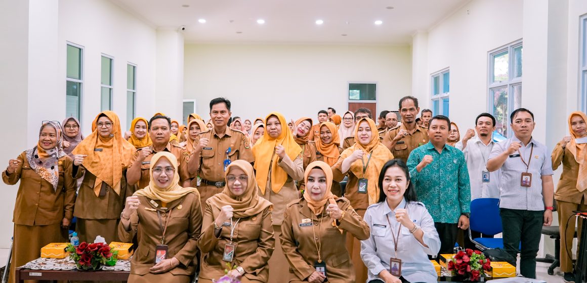 DP3APMP2KB Banjarbaru Gelar Rapat Lintas Sektor untuk Optimalkan Program Bangga Kencana 2024