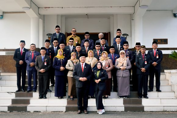 Wali Kota Banjarbaru Tekankan Sinergi dan Pelayanan Prima Saat Melantik Pejabat