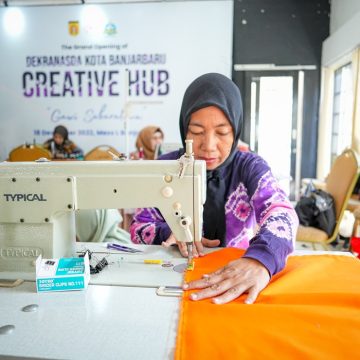 bjbtv MCB00257_e Pemko Banjarbaru Gelar Pelatihan Pembuatan Tas Agar Warga Semakin Sejahtera