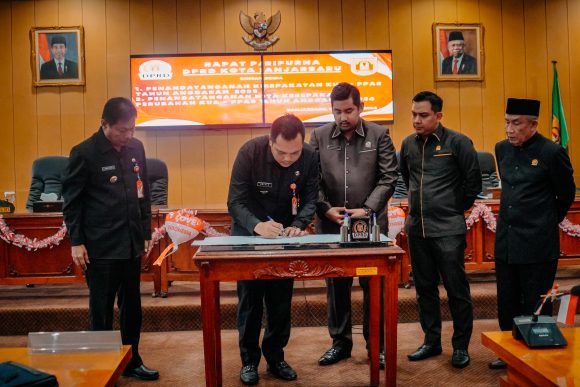 KUA-PPAS 2025 dan Perubahan 2024 Resmi Disepakati DPRD dan Wali Kota Banjarbaru