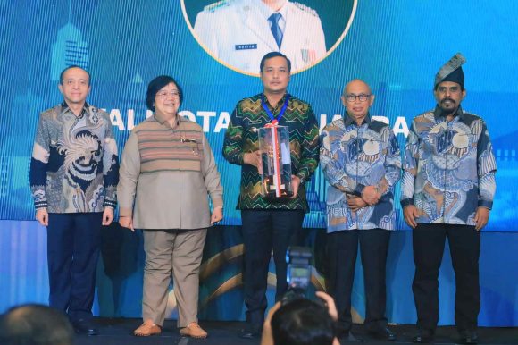 Aditya Meraih Penghargaan Tertinggi dari Menteri LHK