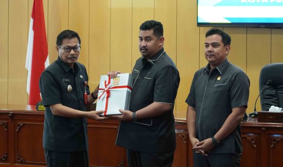 Wartono sampaikan Rancangan APBD Kota Banjarbaru Tahun 2025