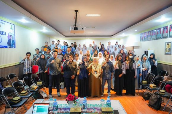 Festival Literasi Banjarbaru Ke-4, Pelajar SMA Antusias Ikuti Lokakarya Resensi Buku