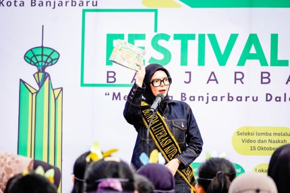 Meriah dan Semarak Puncak Festival Literasi Banjarbaru ke-4, Menggali Kebhinekaan Melalui Membaca