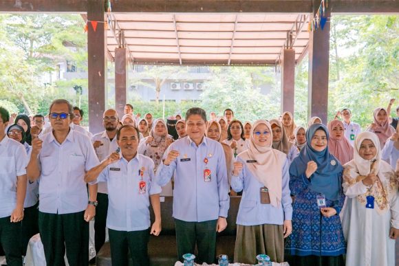 Penguatan Literasi Banjarbaru: Peluncuran Perpustakaan Kelurahan dan Pengukuhan FTBM