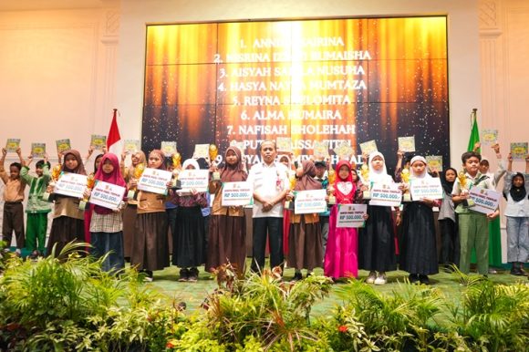 Semangat Literasi Menggema, Penutupan Festival Literasi Banjarbaru ke-4 Ditutup Dengan Penghargaan Bagi Pegiat