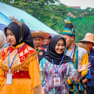 WhatsApp Image 2024-12-13 at 22.12.23 KKBWKT Se-Kalsel di Banjarbaru, Dorong Kreativitas Ekonomi Pemuda