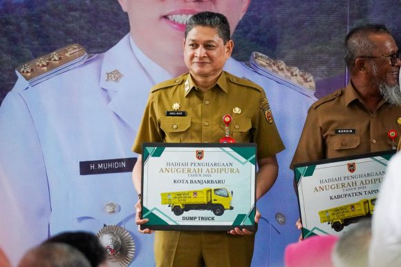 Kota Banjarbaru terima hadiah penghargaan Adipura 2023