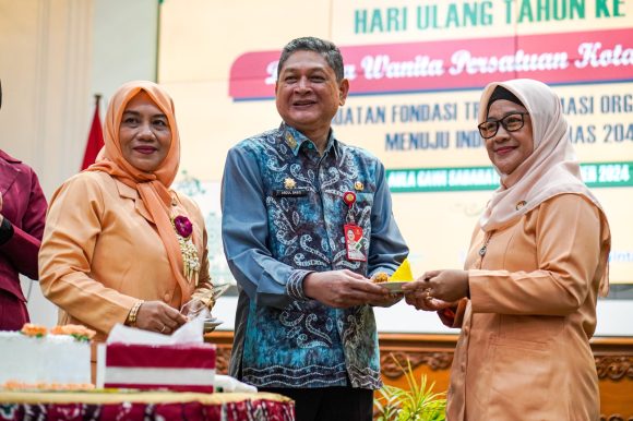 HUT ke-25 DWP Banjarbaru: Perkuat Peran Perempuan Menuju Indonesia Emas 2045