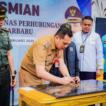 WhatsApp Image 2025-02-10 at 13.02.00 Wali Kota Aditya Resmikan Gedung Baru Dinas Perhubungan