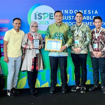 WhatsApp Image 2025-02-11 at 20.48.42_e96f2266 Wali Kota Aditya Terima Penghargaan Nasional ‘Procurement Award 2025’ dari LKPP