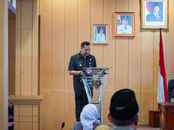 Wali Kota Aditya Beberkan Capaian Kinerja Dalam Rapat Paripurna Penyampaian LKPJ.
