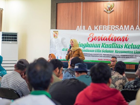 DP2KBPMP2A Banjarbaru Gelar Sosialisasi Peningkatan Kualitas Keluarga di Kelurahan Landasan Ulin Selatan