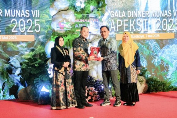 Pj. Sekda Kota Banjarbaru Hadiri Gala Dinner Munas VII Apeksi 2025