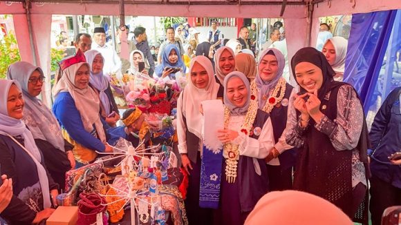 Kunjungan Kerja Tim Pembina Posyandu Kalsel, Sinergi 6 SPM dan Teknologi untuk Kesehatan Masyarakat.