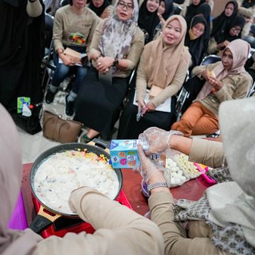 MCB07989bjbtv Bimtek Kader Pangan B2SA, Peserta Langsung Praktek Masak