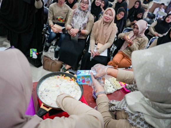 Bimtek Kader Pangan B2SA, Peserta Langsung Praktek Masak