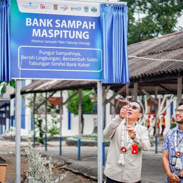 Mas Pitung Resmi Hadir di SMPN 3 Banjarbaru, Siswa Nabung Lewat Hasil Sampah