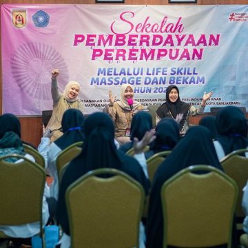 MCB08997bjbtv Sekolah Pemberdayaan Perempuan Life Skill Massage dan Bekam Batch 2 Dilaksanakan