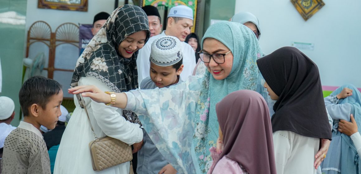 Peringati 10 Muharram, Wali Kota Banjarbaru Bersilaturahmi dengan Majelis Ta’lim dan Santuni Anak Yatim