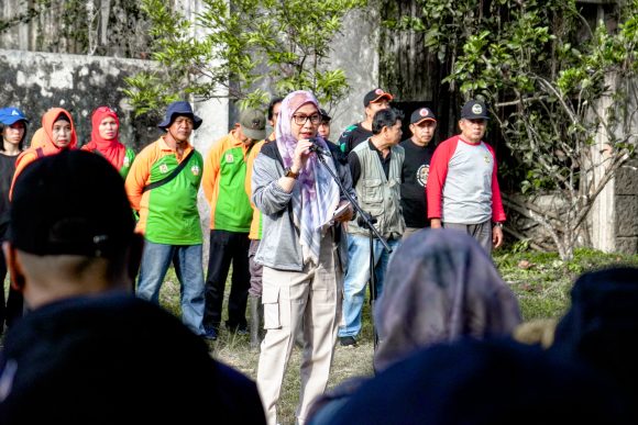 Wali Kota Banjarbaru Ajak Warga Lestarikan Keanekaragaman Hayati Lewat Penanaman Pohon