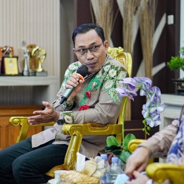 MCB09175bjbtv Expose Kajian Investasi dan Naskah Akademik Penyertaan Modal Pemko Banjarbaru pada PT. Bank Kalsel