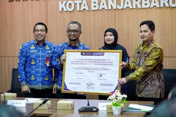 Pencanangan Program Satu Pusat Data Kelurahan Banjarbaru 2025 Resmi Dijalankan