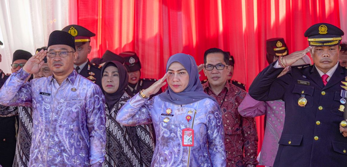 Wali Kota Banjarbaru Hadiri Upacara HUT Bhayangkara ke-79 di Polda Kalsel
