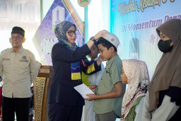Pemkot Banjarbaru Salurkan Bantuan untuk 435 Anak Yatim dalam Peringatan 10 Muharram 1447 H
