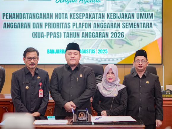 Rapat Paripurna DPRD Banjarbaru Tetapkan Kesepakatan KUA-PPAS 2026