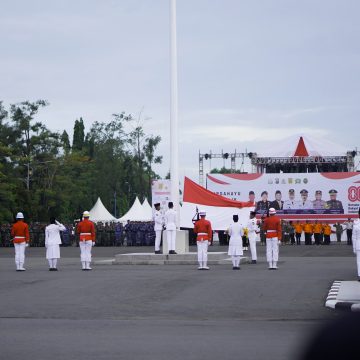 Suara Serenade Temani Turunnya Bendera Merah Putih di Senja Kemerdekaan Banjarbaru