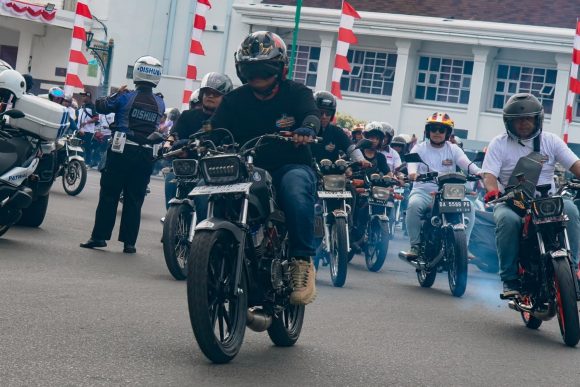 Banjarbaru Jadi Pusat Pecinta RX-King, Ribuan Biker Ramaikan Jambore Nasional YRKI ke-18