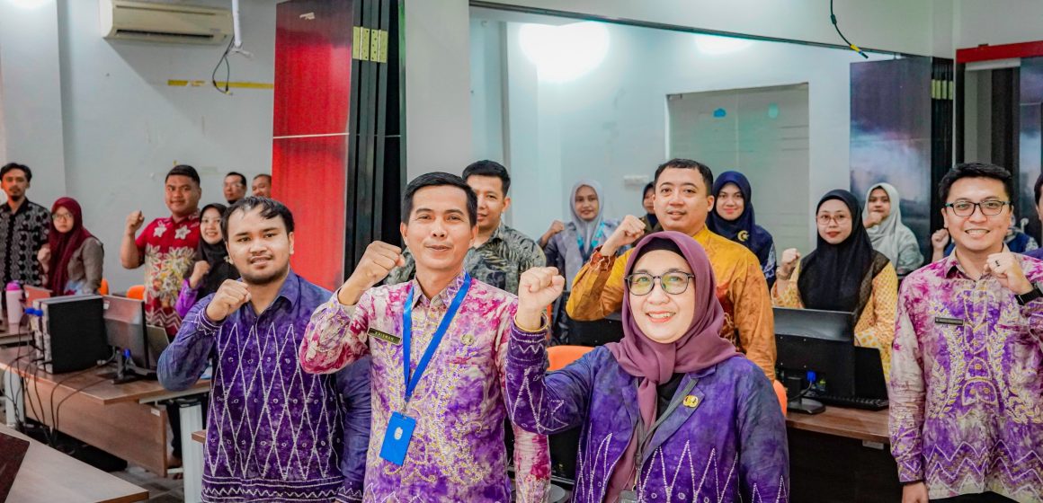Diskominfo Banjarbaru Gelar Monitoring dan Evaluasi Progres Keterisian Data Statistik Sektoral serta Uji Coba Modul Baru Dalam Platform Data