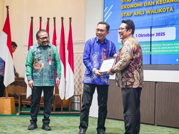 Terima Kasih atas Dedikasi, Pemkot Banjarbaru Hantarkan 141 ASN Memasuki Purna Tugas