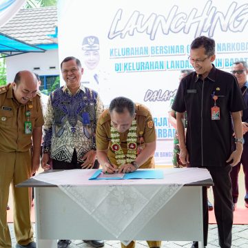 Dukung Program 100 Hari Kerja, Kota Banjarbaru Luncurkan Kelurahan Bersinar di Landasan Ulin Barat