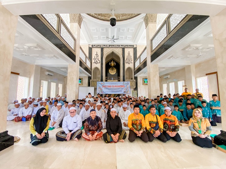 IMG_6779bjbtv Ciptakan Generasi Sehat dan Cerdas, DKP3 Banjarbaru Ajak Santri Terapkan Pola Konsumsi B2SA