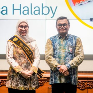 Erna Lisa Halaby Disematkan sebagai Bunda Literasi Banjarbaru, Ajak Masyarakat Hidupkan Budaya Membaca