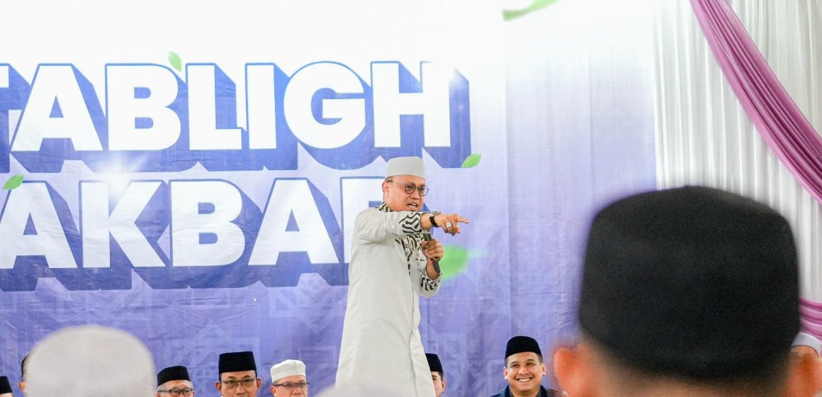 Das’ad Latif hadir di Mesjid Agung Al-Munawwarah Banjarbaru