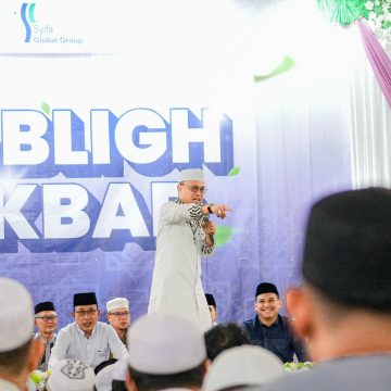 Das’ad Latif hadir di Mesjid Agung Al-Munawwarah Banjarbaru