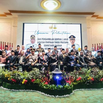 Penguatan Struktur Pemerintahan, Wali Kota Lisa Resmi Lantik Sekda dan Sejumlah Pejabat Pimpinan Tinggi Pratama, Berikut Daftar Namanya.