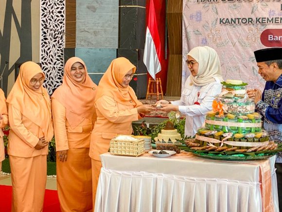 Bersama Wali Kota Lisa, Peringatan HUT ke-26 DWP Kemenag Momen Ajak Perempuan Perkuat Ketahanan Keluarga
