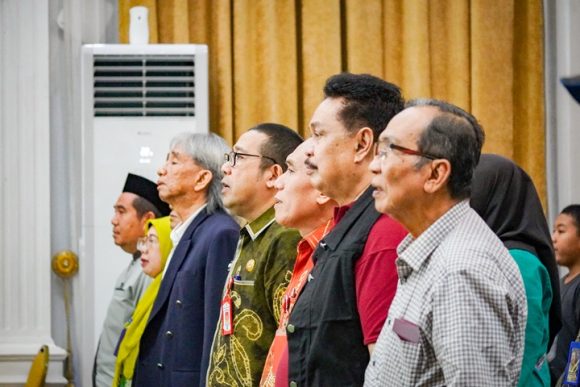 Bincang Buku Tokoh Berpengaruh dan Penganugerahan Literasi 2025